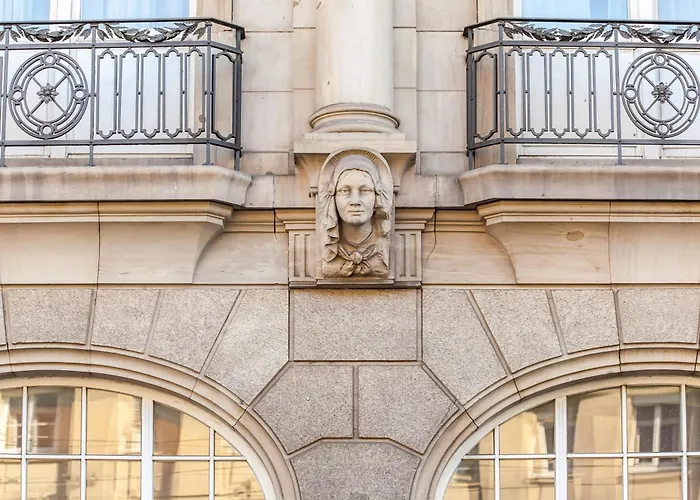 Hotel Monopol - Central Station Frankfurt am Main